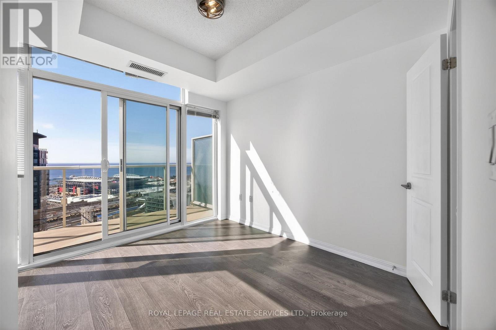 3009 - 125 Western Battery Road, Toronto, Ontario  M6K 3R8 - Photo 8 - C12941092