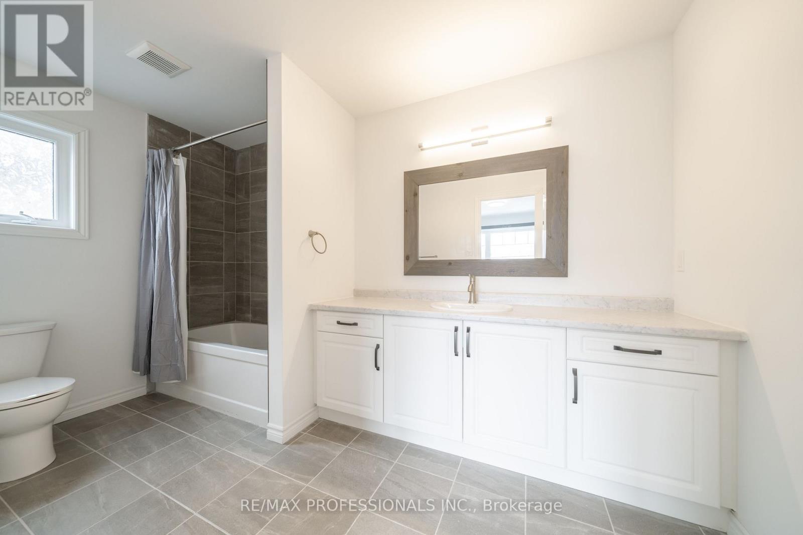 22 Thomas Bird Street, Clarington, Ontario  L1C 7C9 - Photo 30 - E12930270