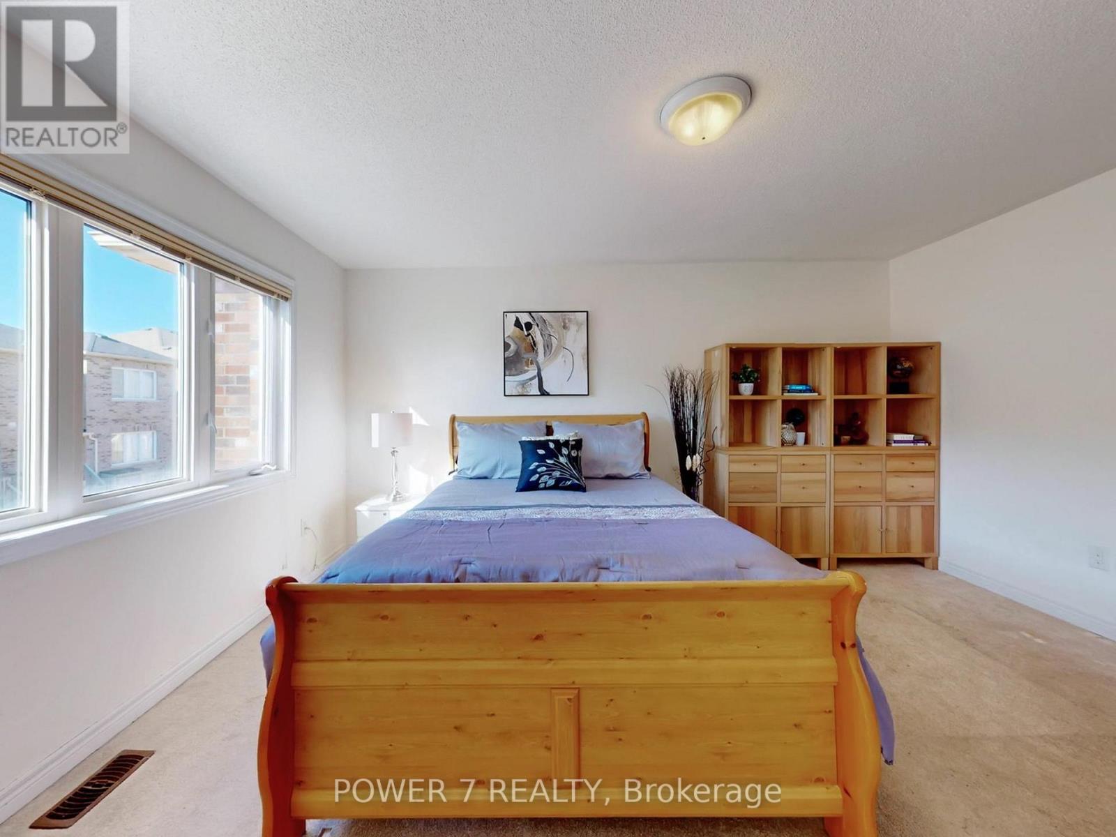 25 Black Locust Drive, Markham, Ontario  L6E 0P8 - Photo 22 - N12941534