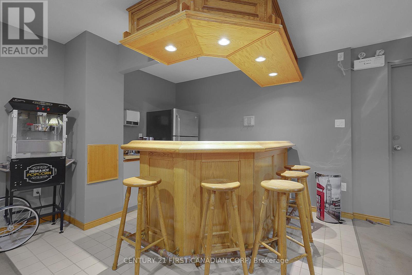 402 - 500 Talbot Street, London East, Ontario  N6A 2S3 - Photo 21 - X12638402