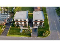 176 OAKRIDGE BOULEVARD, Ottawa, Ontario