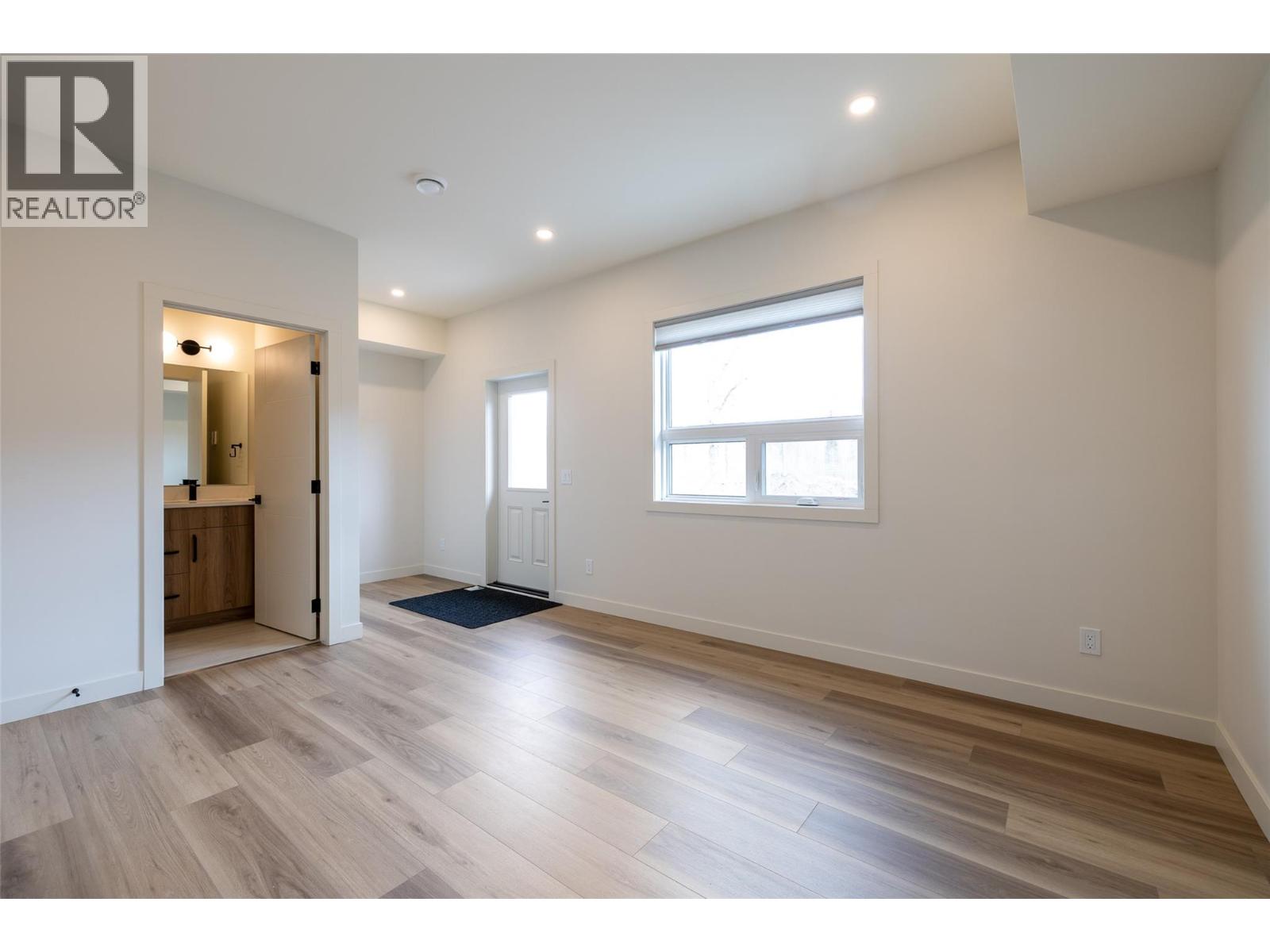 800 Riverside Way Unit# 404, Fernie, British Columbia V0B 1M7 - Photo 34 - 10349200