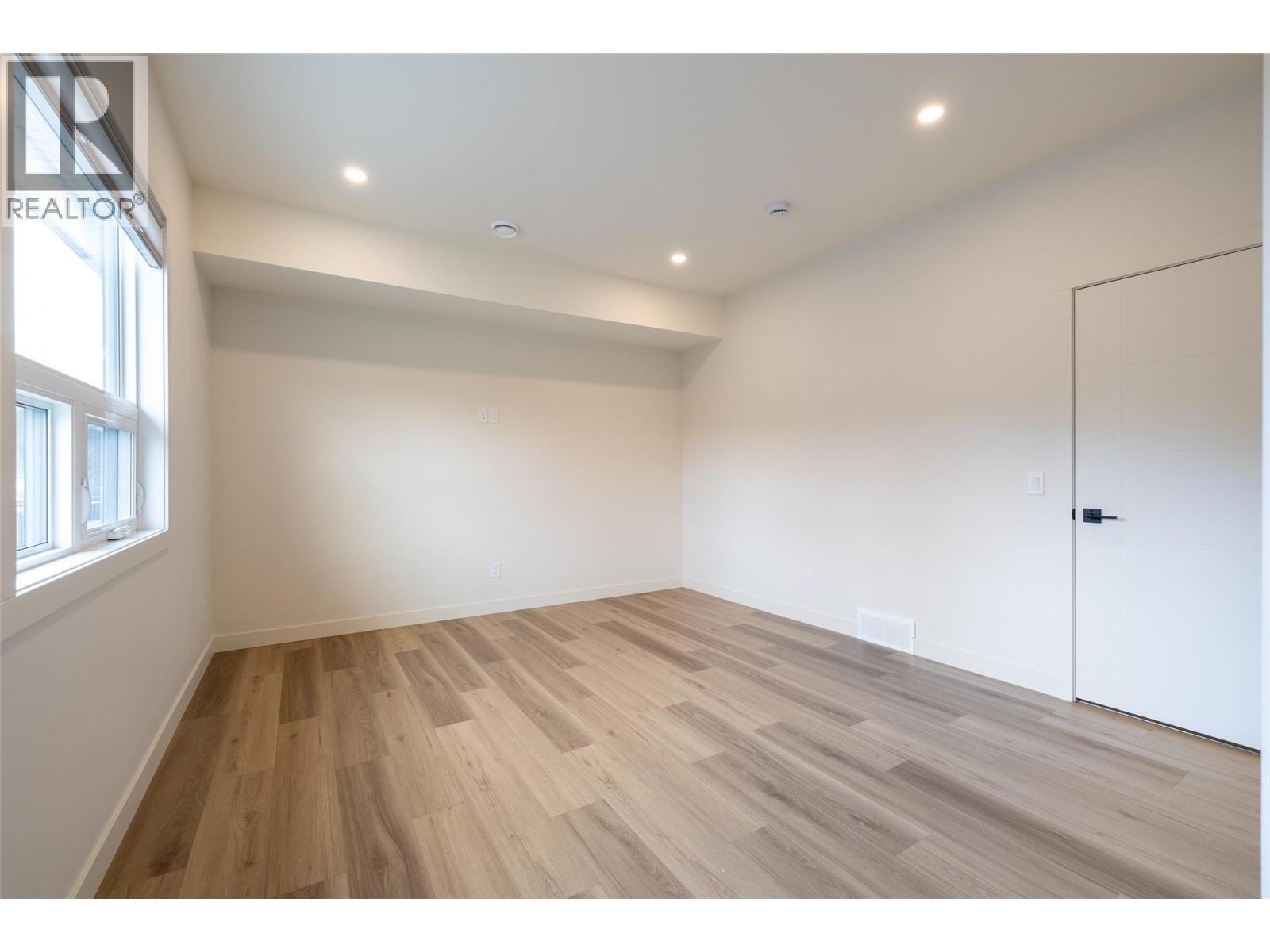 800 Riverside Way Unit# 404, Fernie, British Columbia V0B 1M7 - Photo 35 - 10349200