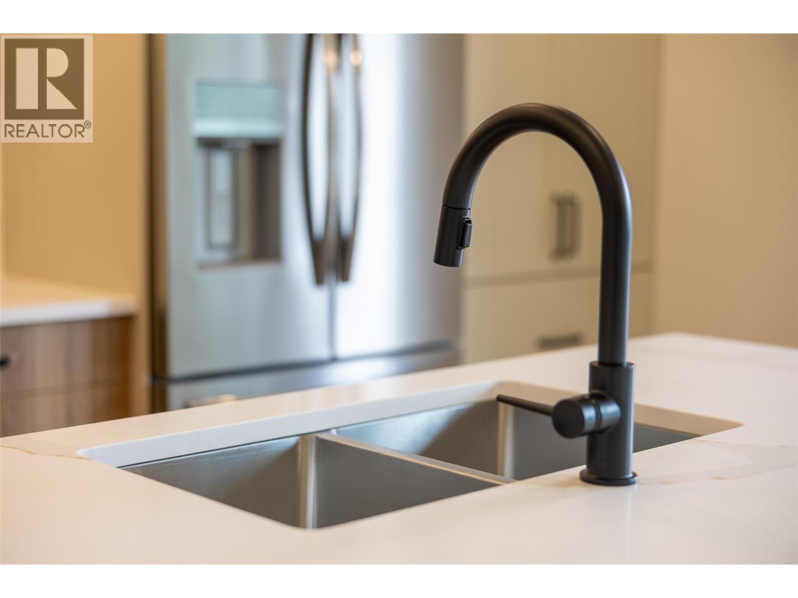 800 Riverside Way Unit# 404, Fernie, British Columbia V0B 1M7 - Photo 14 - 10349200