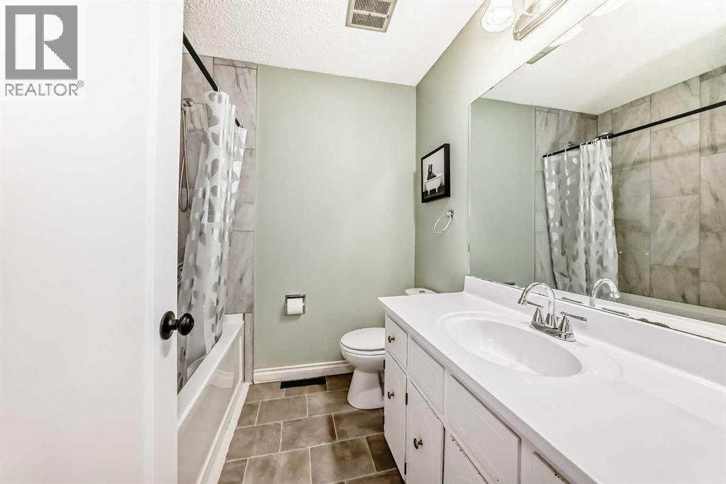 5122 44 Street, Olds, Alberta  T4H 1M3 - Photo 24 - A2291622