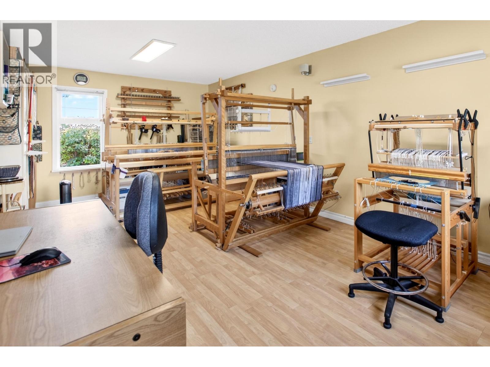 17515 Ford Road Detour, Pitt Meadows, British Columbia  V3Y 0A6 - Photo 13 - R3105542