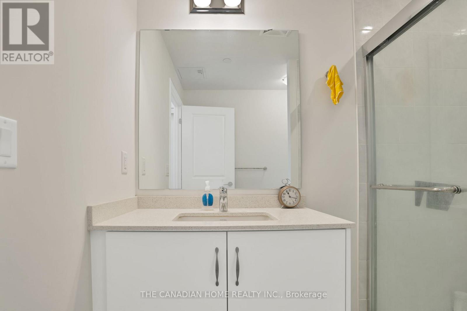 328 - 85 Attmar Drive, Brampton, Ontario  L6P 0Y6 - Photo 16 - W12941520