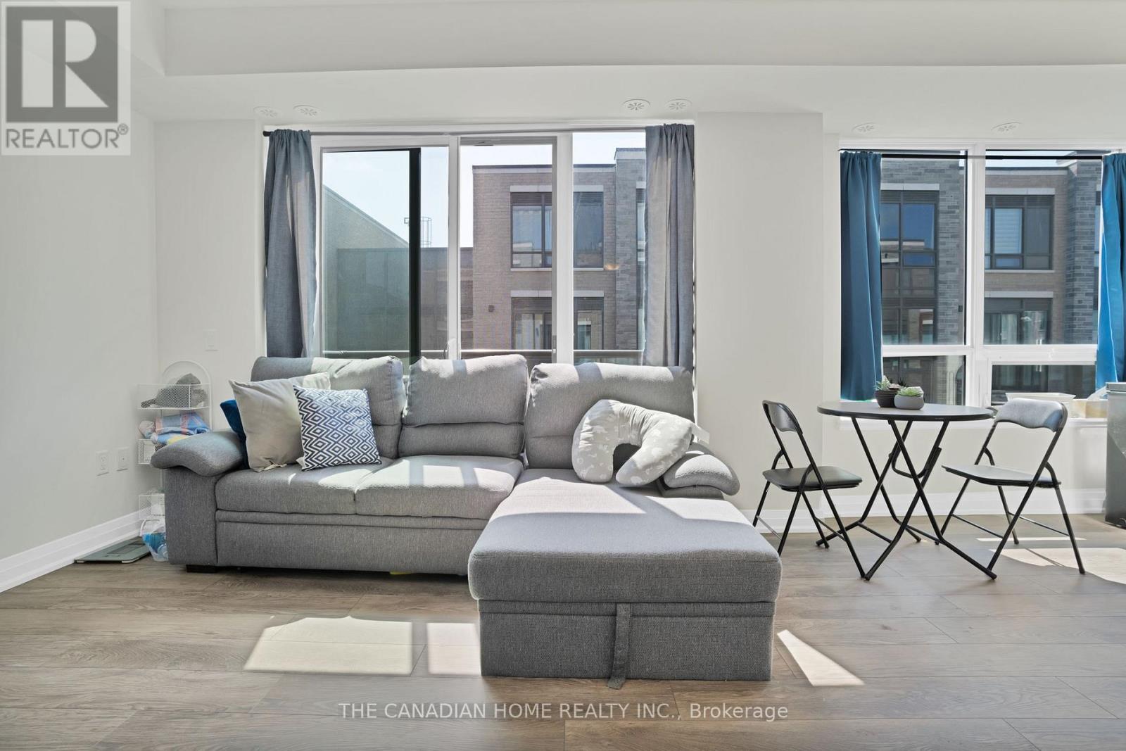 328 - 85 Attmar Drive, Brampton, Ontario  L6P 0Y6 - Photo 4 - W12941520