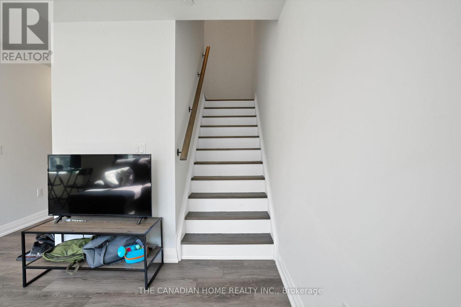 328 - 85 Attmar Drive, Brampton, Ontario  L6P 0Y6 - Photo 9 - W12941520