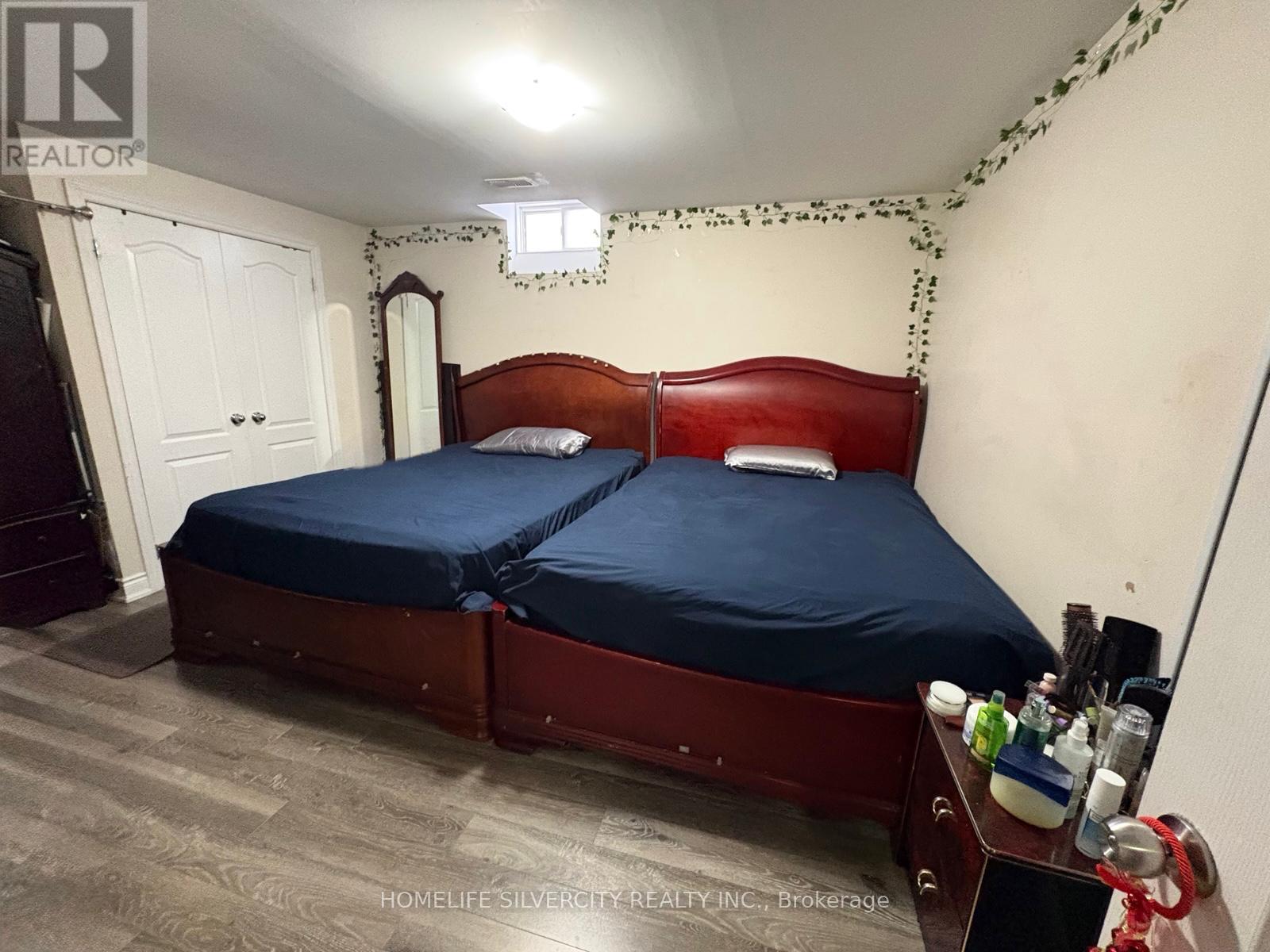 222 Edenbrook Hill Drive, Brampton, Ontario  L7A 2W7 - Photo 12 - W12941540