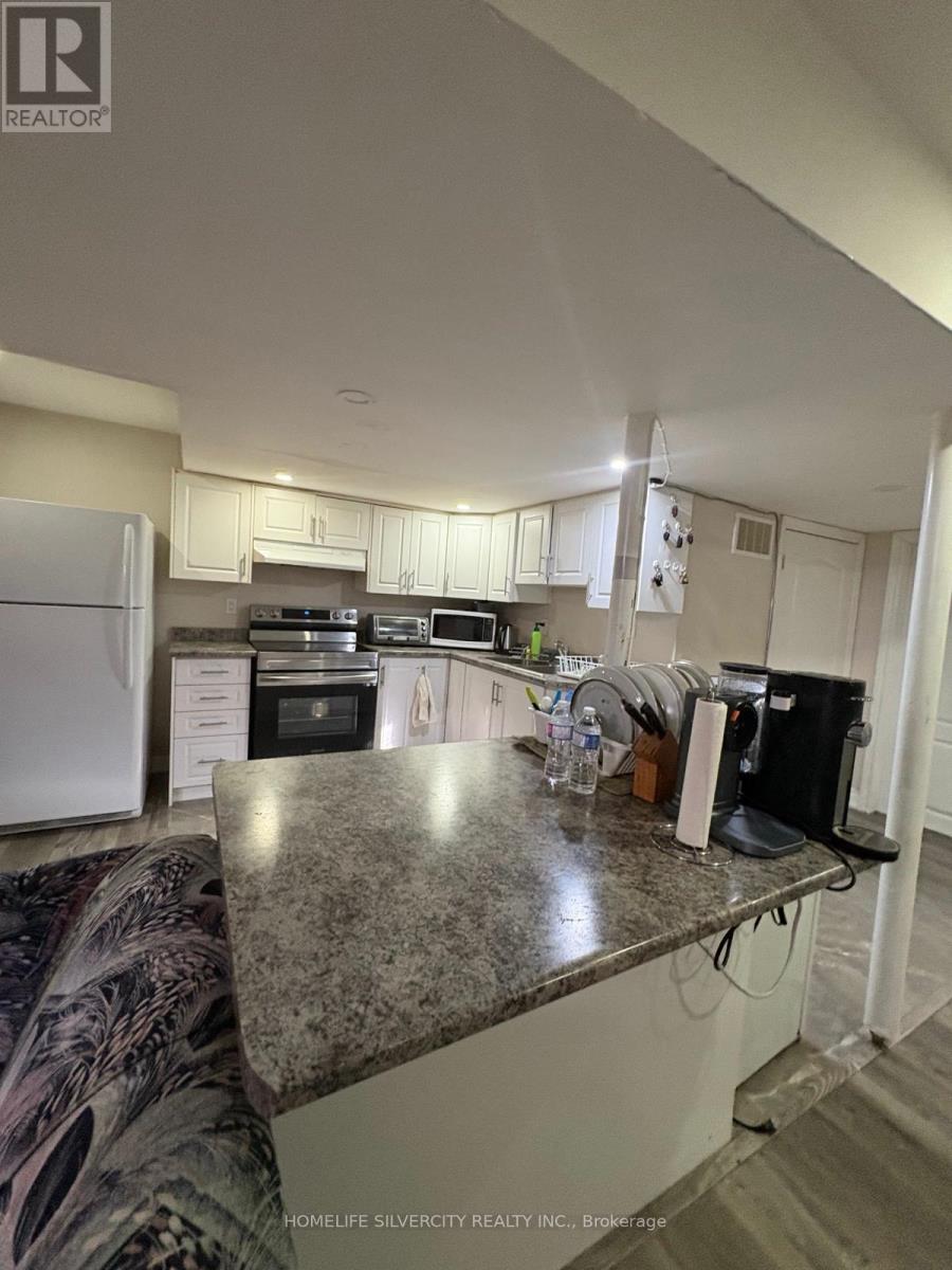 222 Edenbrook Hill Drive, Brampton, Ontario  L7A 2W7 - Photo 16 - W12941540