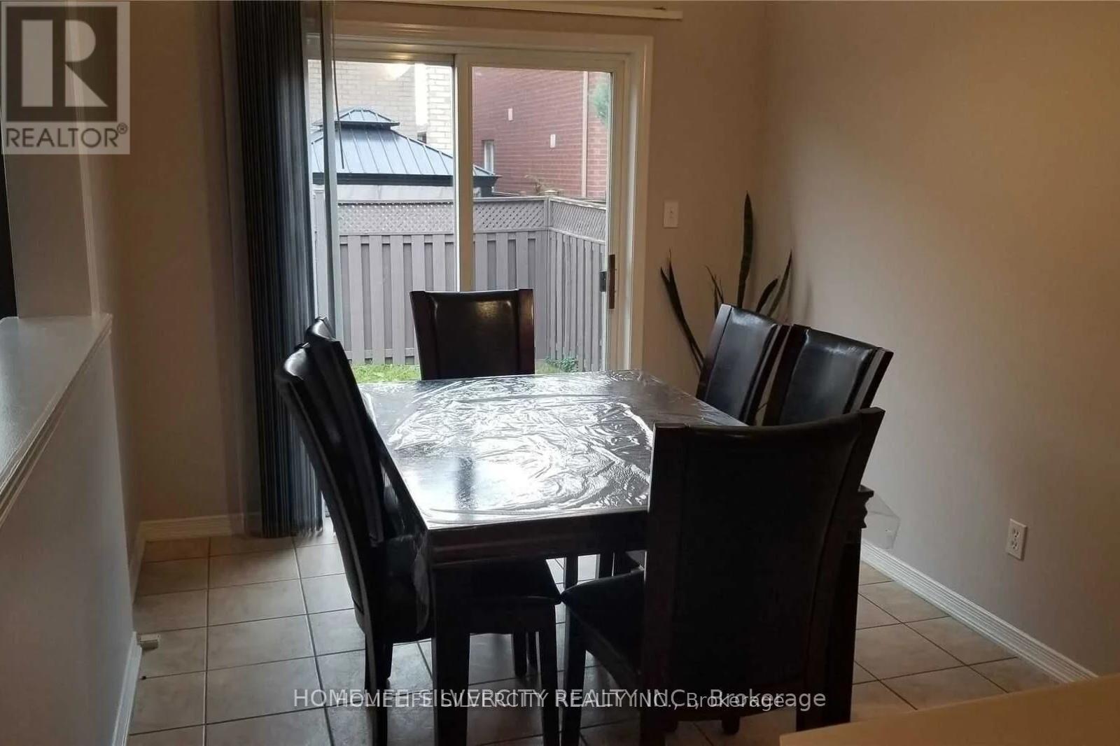 222 Edenbrook Hill Drive, Brampton, Ontario  L7A 2W7 - Photo 4 - W12941540