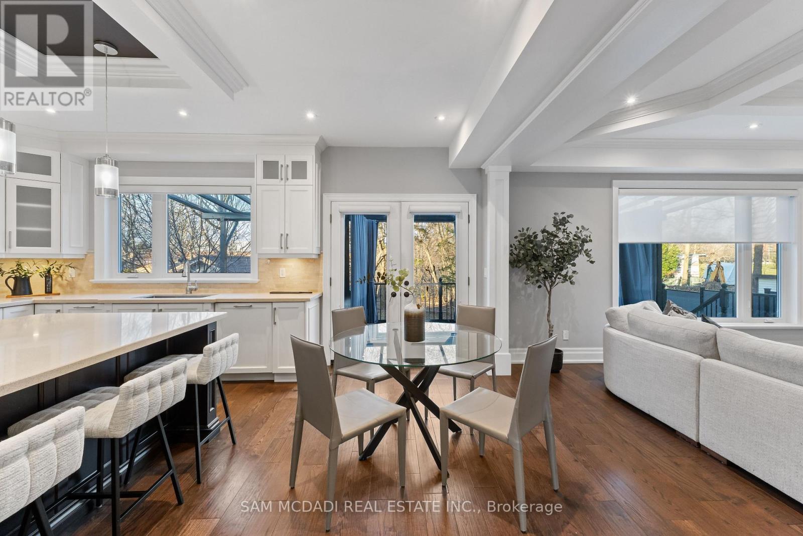 1487 Myron Drive, Mississauga, Ontario  L5E 2N5 - Photo 11 - W12941544