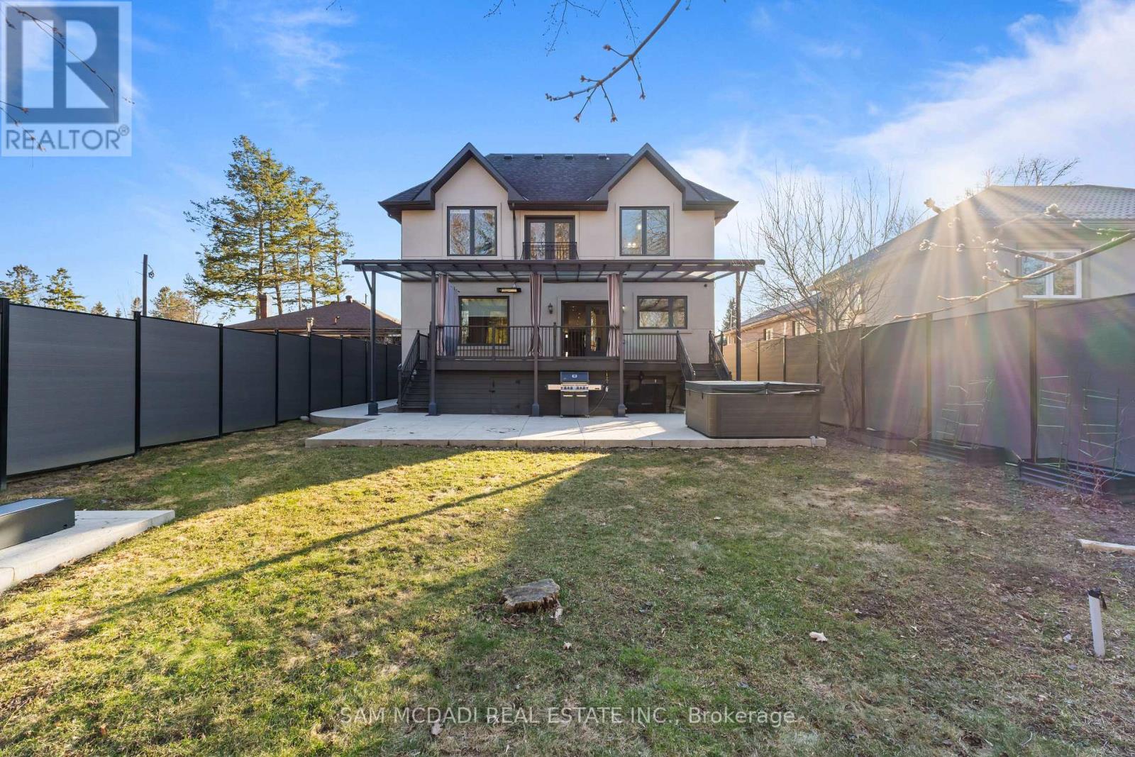 1487 Myron Drive, Mississauga, Ontario  L5E 2N5 - Photo 39 - W12941544