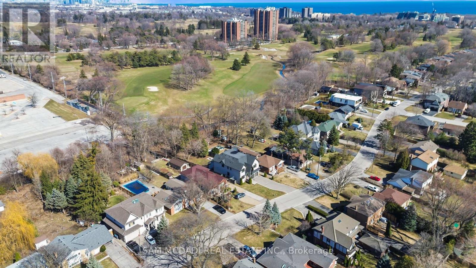 1487 Myron Drive, Mississauga, Ontario  L5E 2N5 - Photo 49 - W12941544