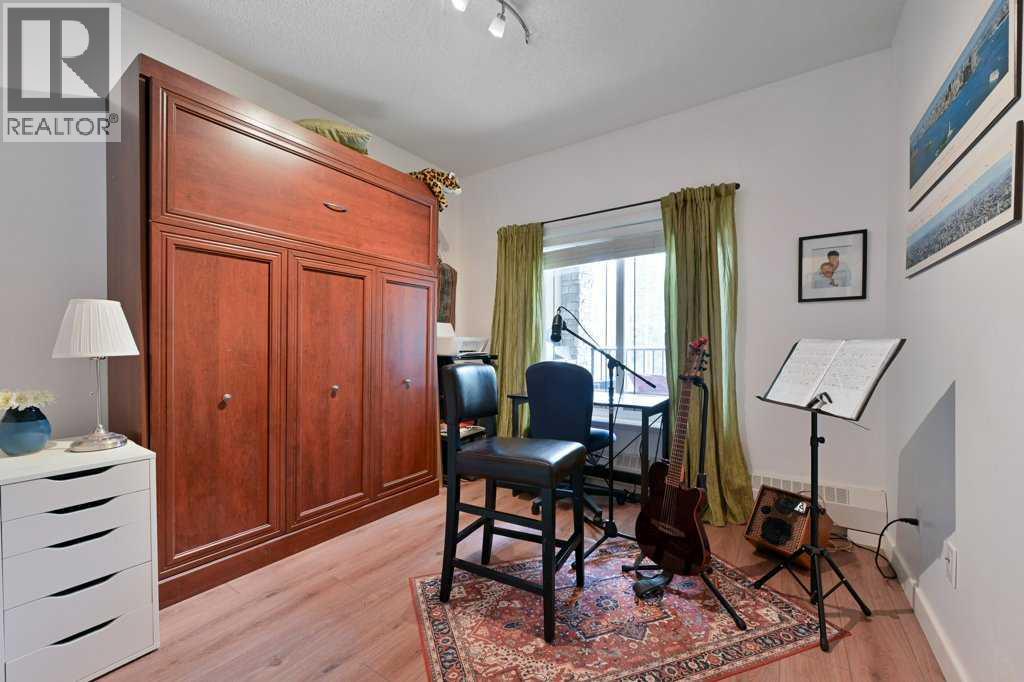 108, 20 Discovery Ridge Close Sw, Calgary, Alberta  T3H 5X4 - Photo 23 - A2296401