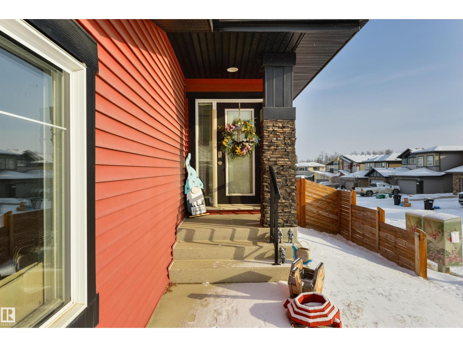 60 Vanderbilt Cm, Spruce Grove, Alberta  T7X 0S9 - Photo 2 - E4479922