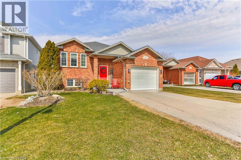 3 OLIVER Court, brantford, Ontario