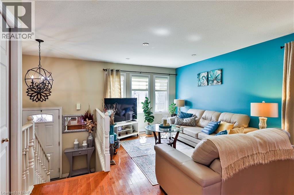 3 Oliver Court, Brantford, Ontario  N3T 6N6 - Photo 6 - 40808767