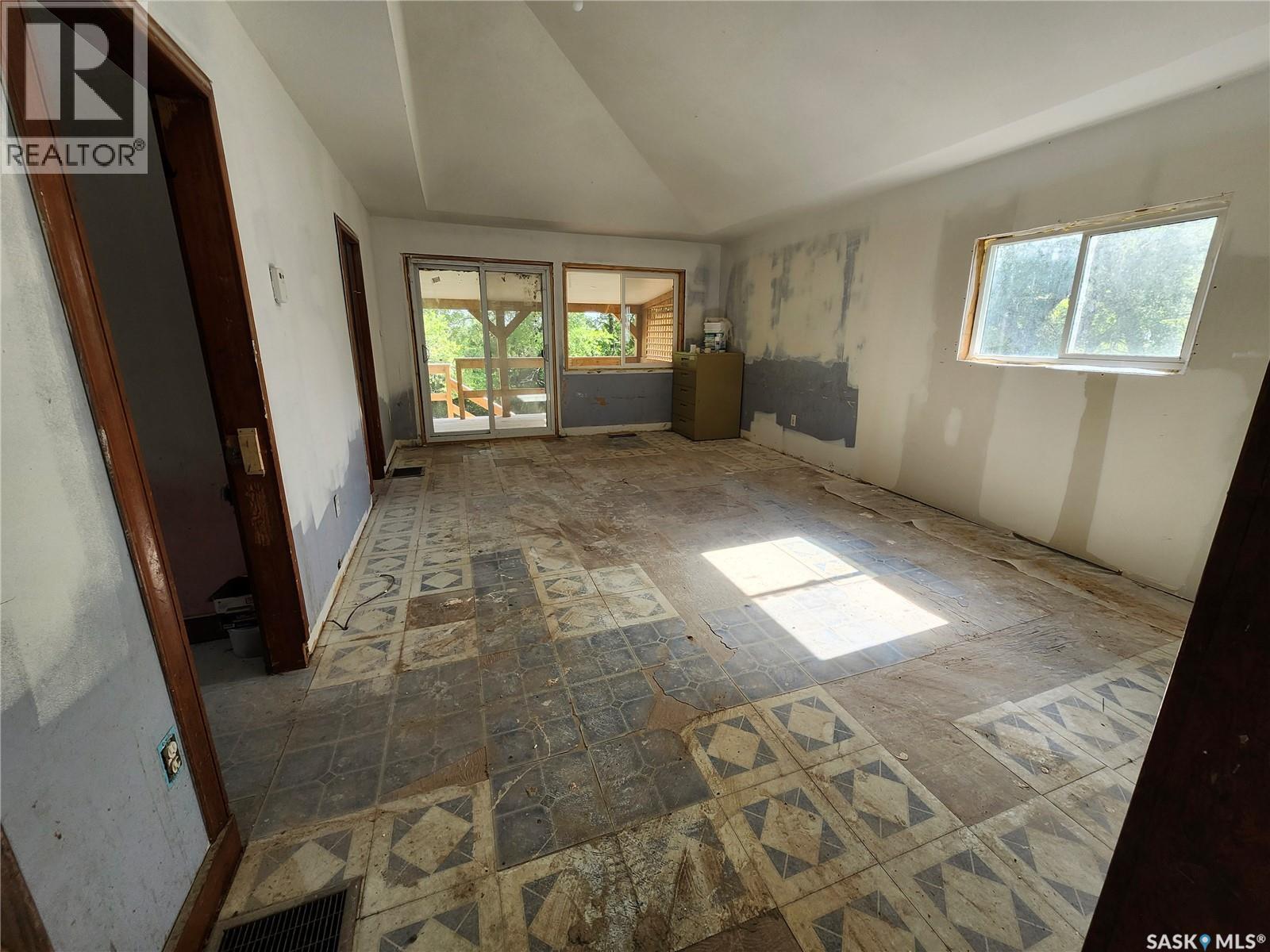 Na Service Road, Mclean, Saskatchewan  S0G 3E0 - Photo 8 - SK031714