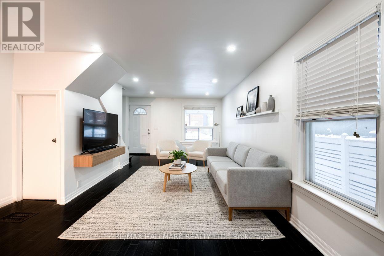 106 Willow Avenue, Toronto, Ontario  M4E 3K3 - Photo 6 - E12834846