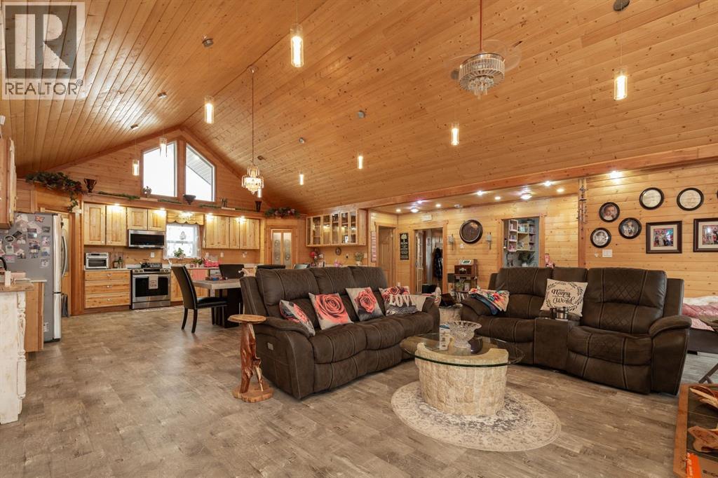 51 N 2 Street E, Hill Spring, Alberta  T0L 1E0 - Photo 9 - A2297718