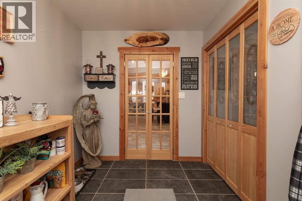 51 N 2 Street E, Hill Spring, Alberta  T0L 1E0 - Photo 3 - A2297718