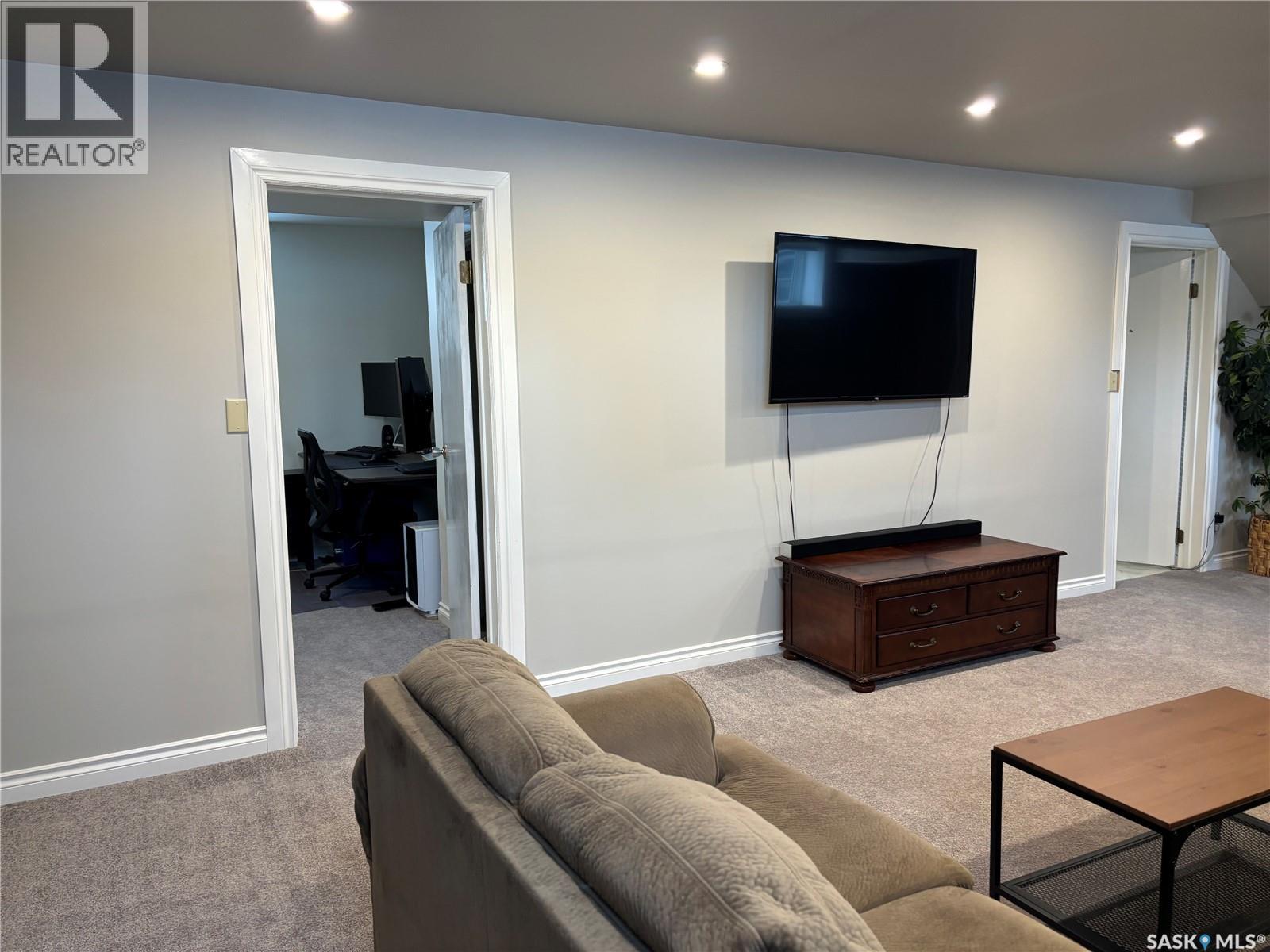 674 Grandview Street W, Moose Jaw, Saskatchewan  S6H 5L4 - Photo 25 - SK031699