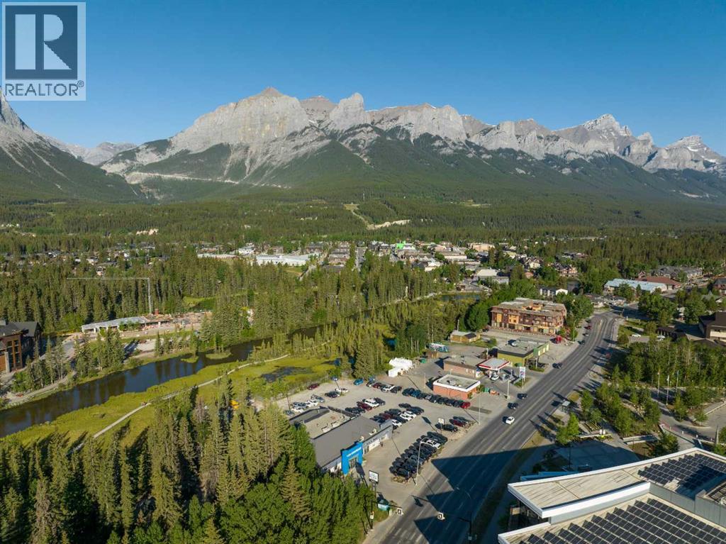 707 Railway Avenue, Canmore, Alberta  T1W 1P2 - Photo 5 - A2262805