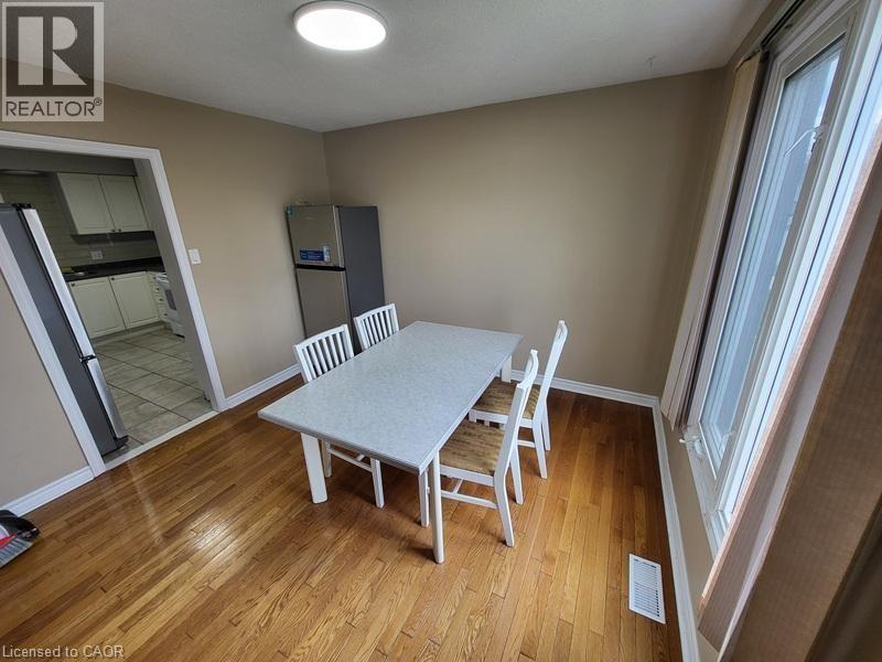 9 Sanderson Drive, Guelph, Ontario  N1H 6T7 - Photo 5 - 40815930