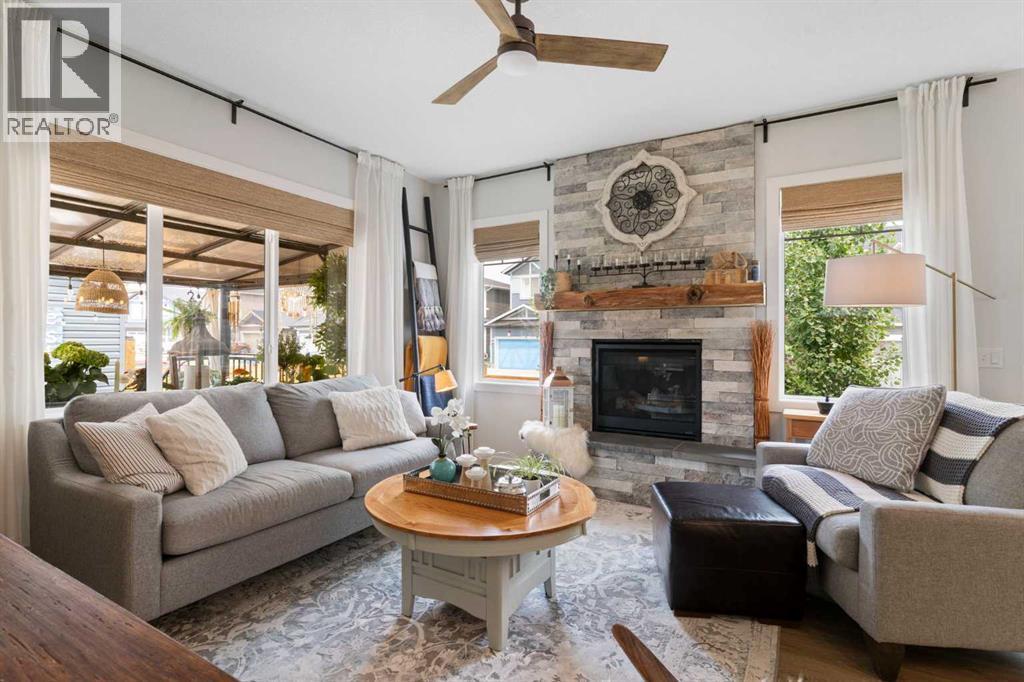 6 Emberside Hollow, Cochrane, Alberta  T4C 2L7 - Photo 17 - A2288805