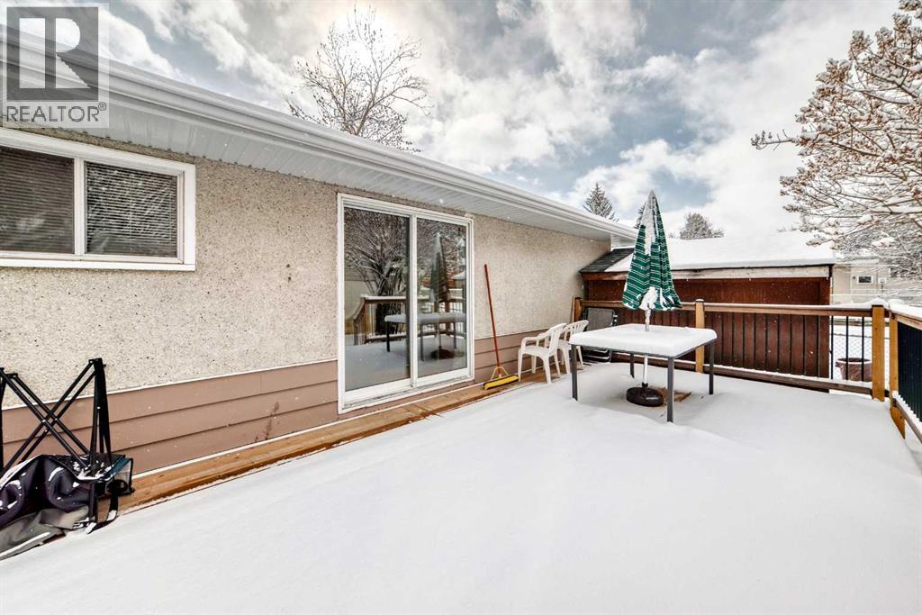 1228 Rosehill Drive NW, Calgary, Alberta  T2K 1M1 - Photo 36 - A2293038