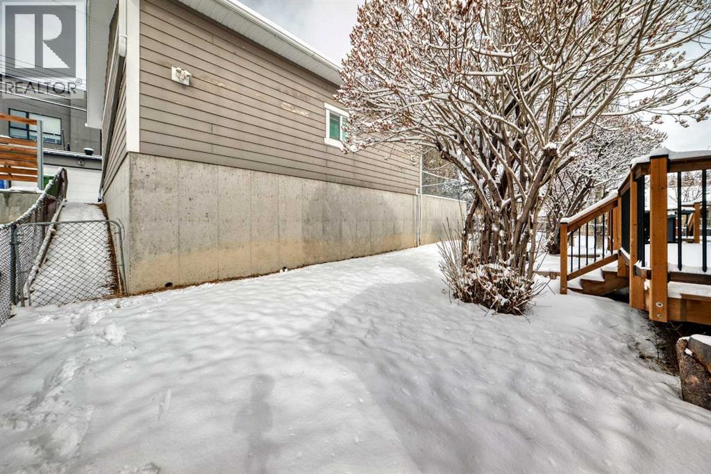 1228 Rosehill Drive NW, Calgary, Alberta  T2K 1M1 - Photo 39 - A2293038