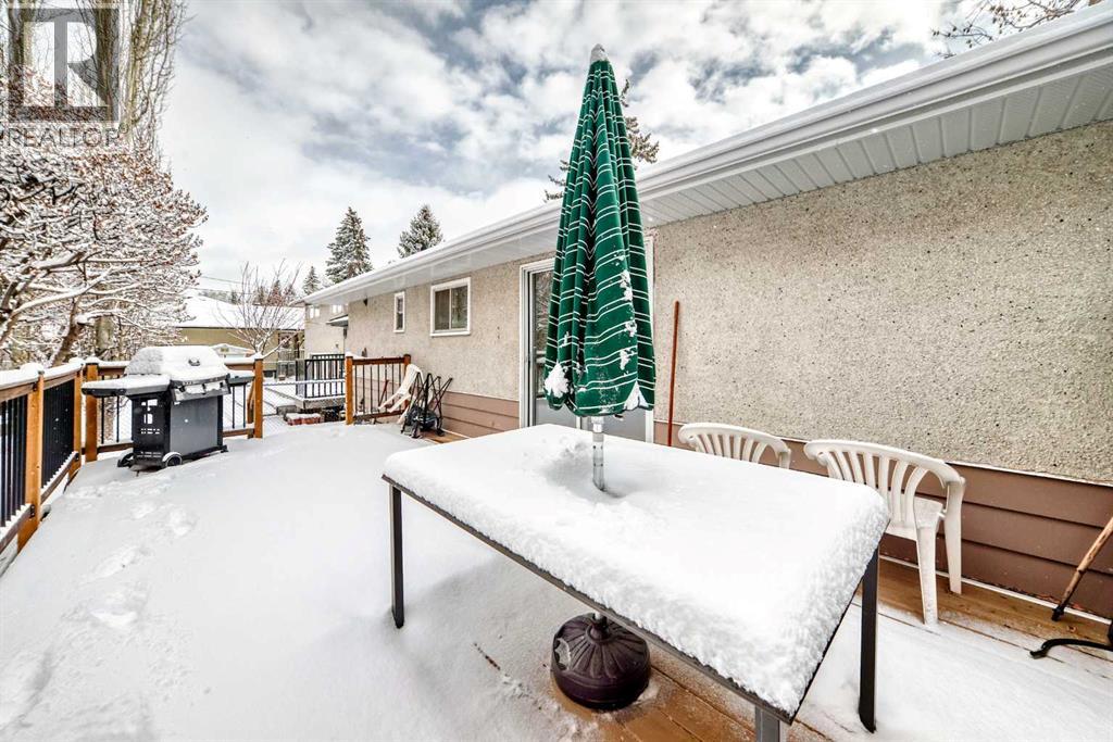 1228 Rosehill Drive NW, Calgary, Alberta  T2K 1M1 - Photo 33 - A2293038
