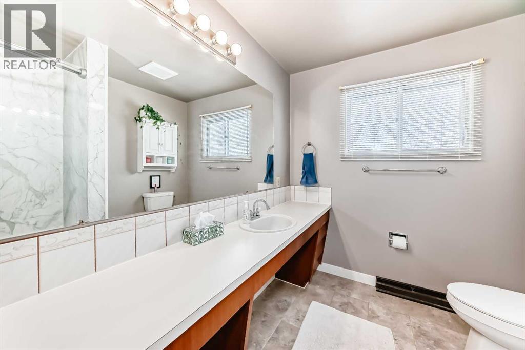 1228 Rosehill Drive NW, Calgary, Alberta  T2K 1M1 - Photo 22 - A2293038