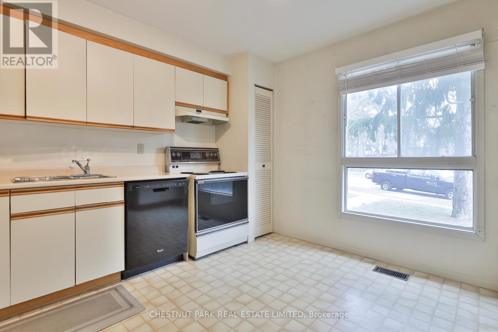 56 - 107 Burrows Hall Boulevard, Toronto, Ontario  M1B 1Z7 - Photo 13 - E12941468