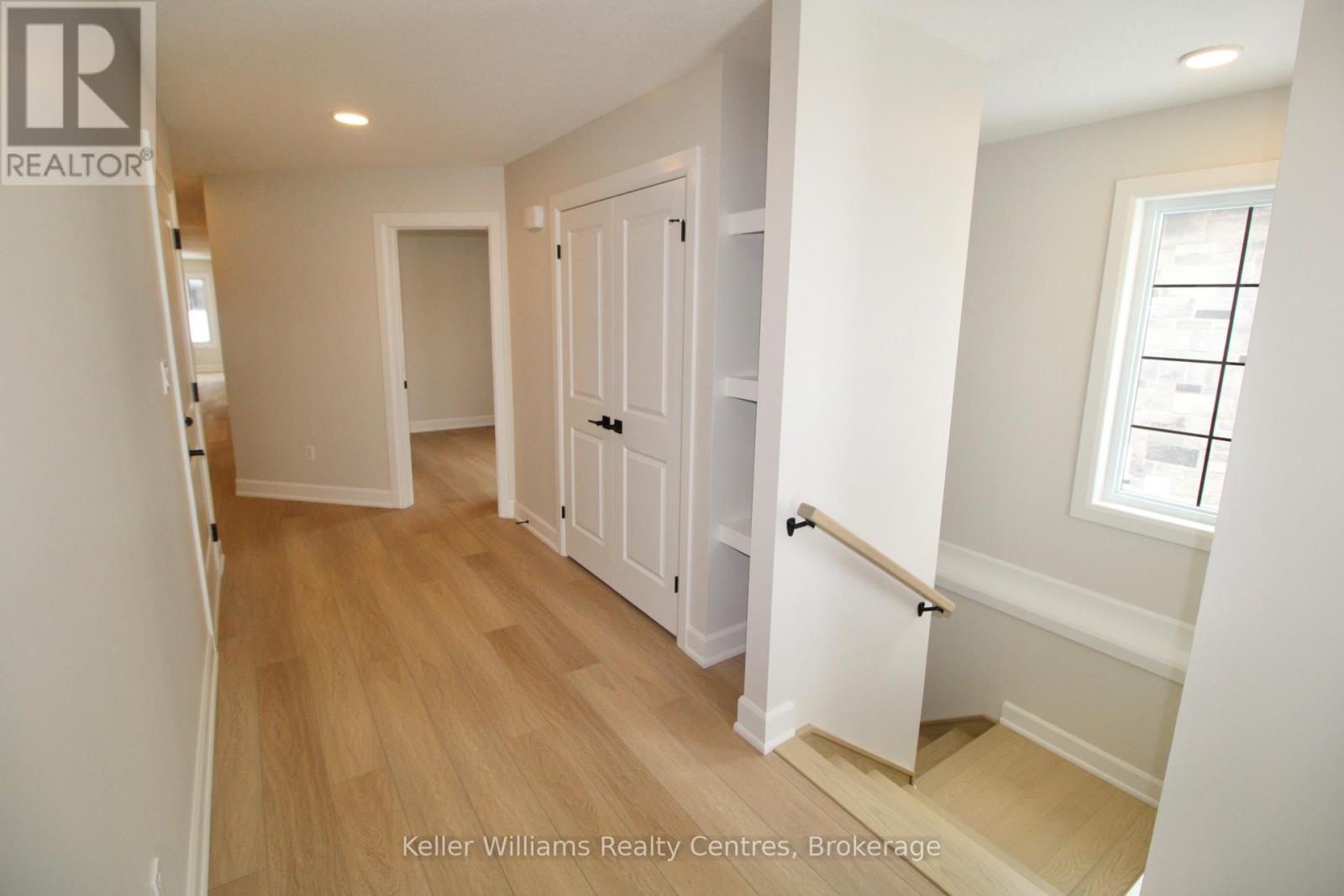 836 22nd Avenue A, Hanover, Ontario  N4N 0C6 - Photo 7 - X12941628