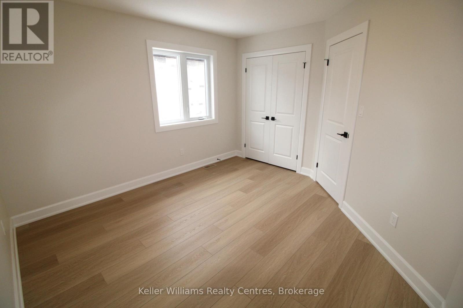 836 22nd Avenue A, Hanover, Ontario  N4N 0C6 - Photo 9 - X12941628