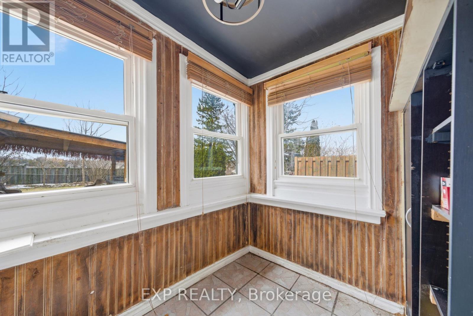 10 Valleyview Crescent, Belleville, Ontario  K8P 3G1 - Photo 20 - X12941678