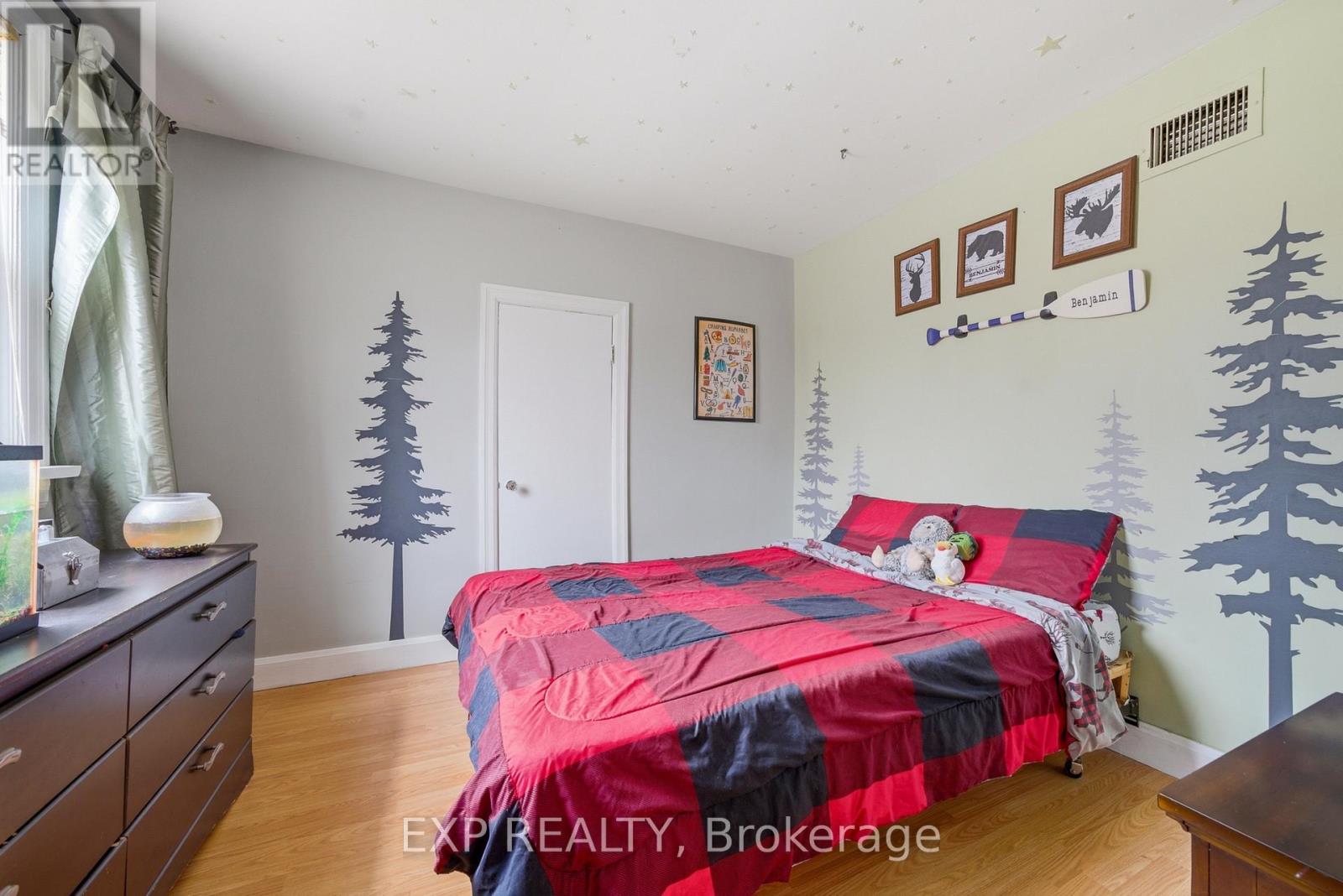 10 Valleyview Crescent, Belleville, Ontario  K8P 3G1 - Photo 26 - X12941678