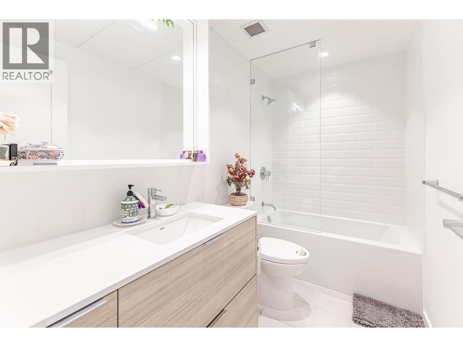 309 1045 Austin Avenue, Coquitlam, British Columbia  V3K 0G9 - Photo 15 - R3105515