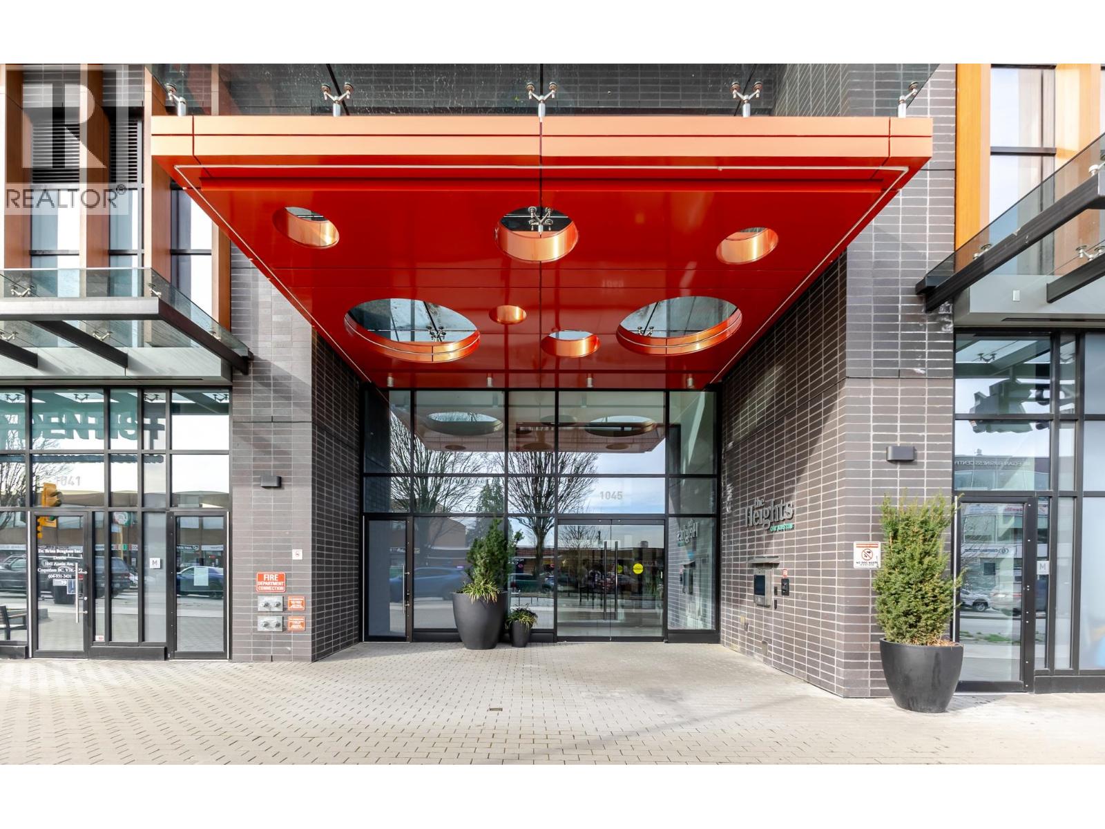 309 1045 Austin Avenue, Coquitlam, British Columbia  V3K 0G9 - Photo 1 - R3105515