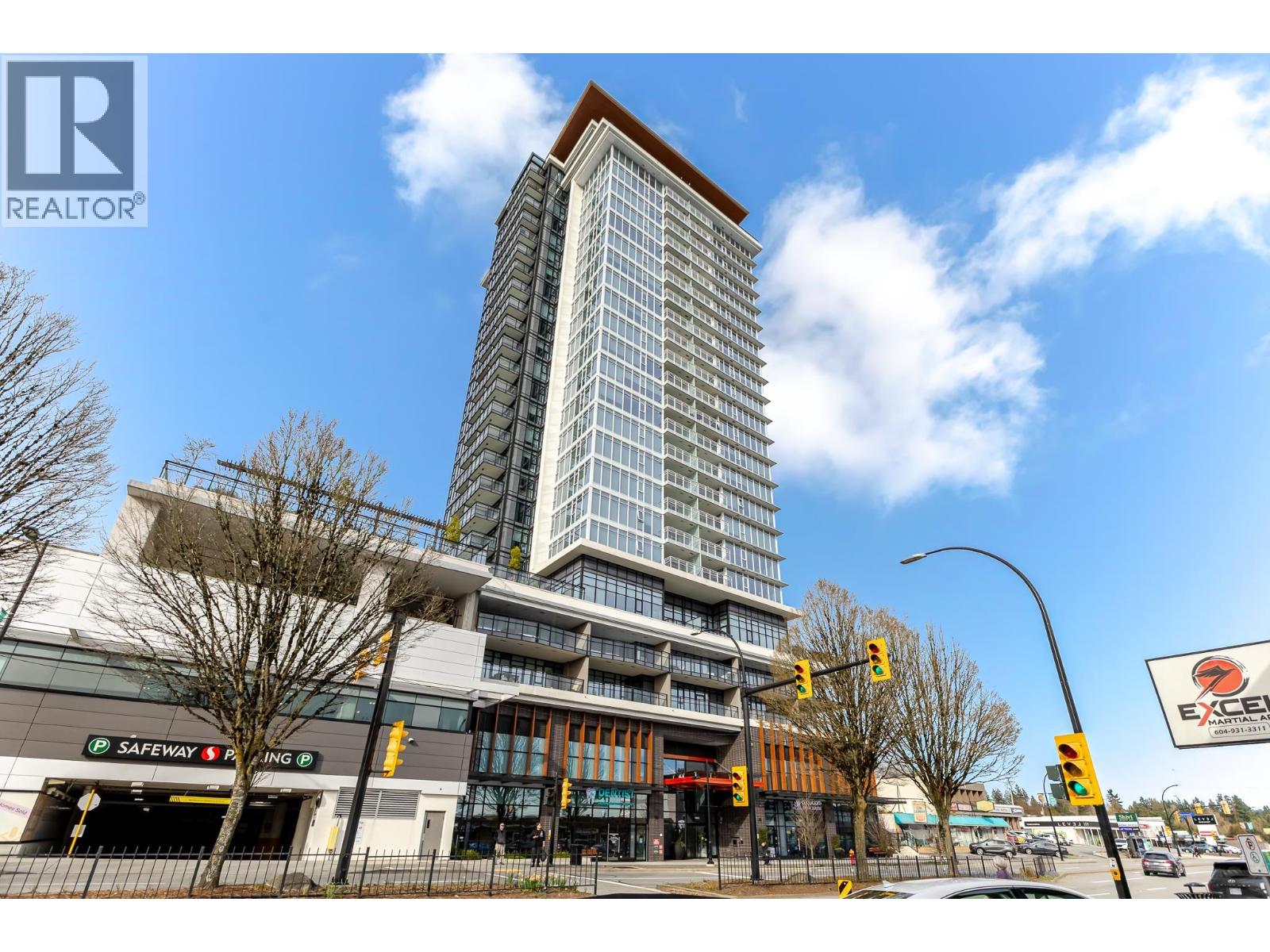 309 1045 Austin Avenue, Coquitlam, British Columbia  V3K 0G9 - Photo 2 - R3105515