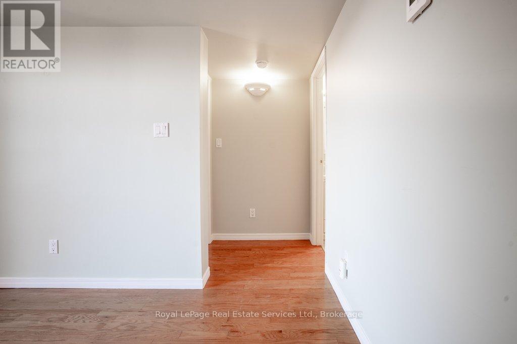 214 - 3499 Upper Middle Road, Burlington, Ontario  L7M 4M7 - Photo 10 - W12760850