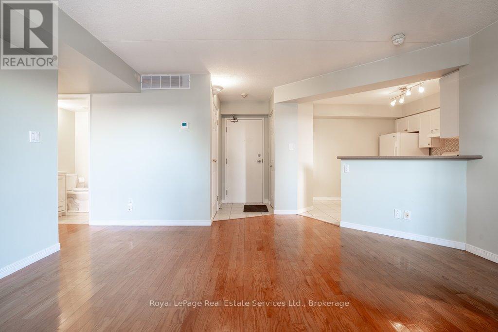 214 - 3499 Upper Middle Road, Burlington, Ontario  L7M 4M7 - Photo 9 - W12760850