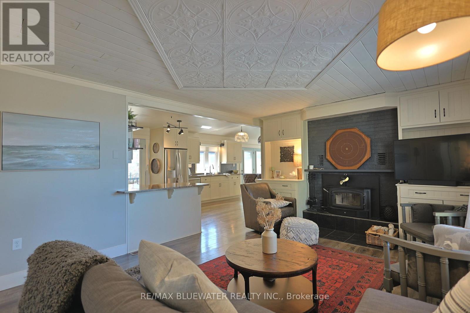 5333 Broadview Avenue, Lambton Shores, Ontario  N0N 1J7 - Photo 14 - X12941568