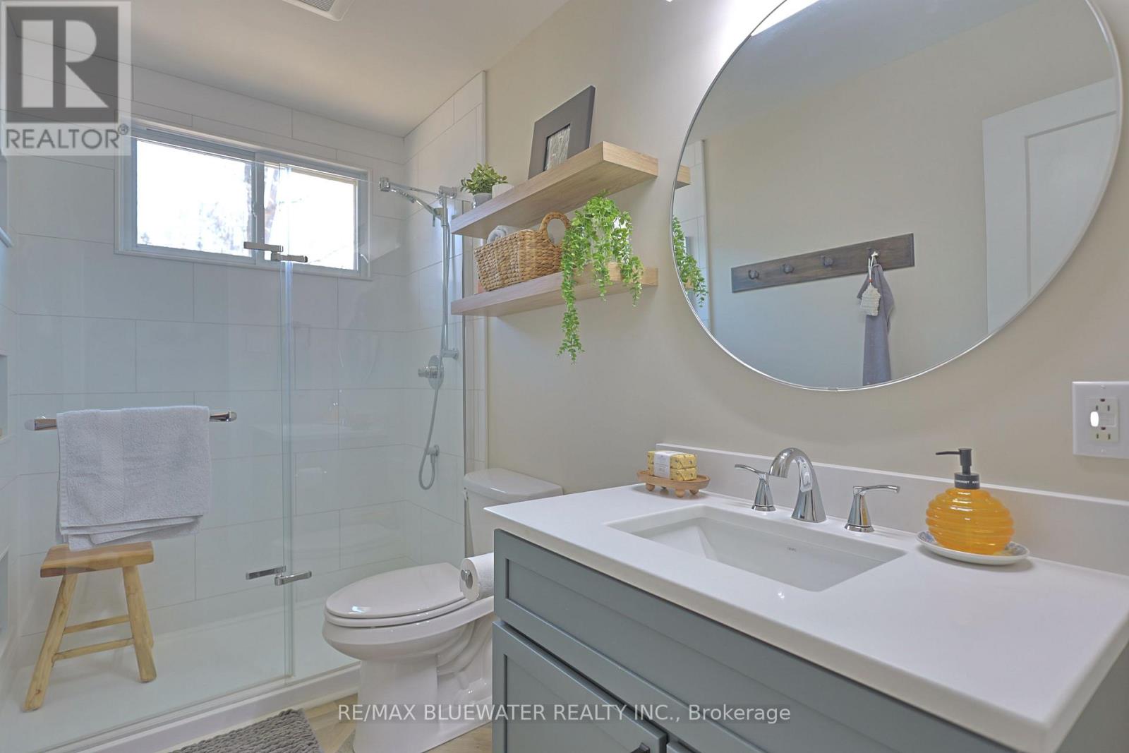 5333 Broadview Avenue, Lambton Shores, Ontario  N0N 1J7 - Photo 27 - X12941568