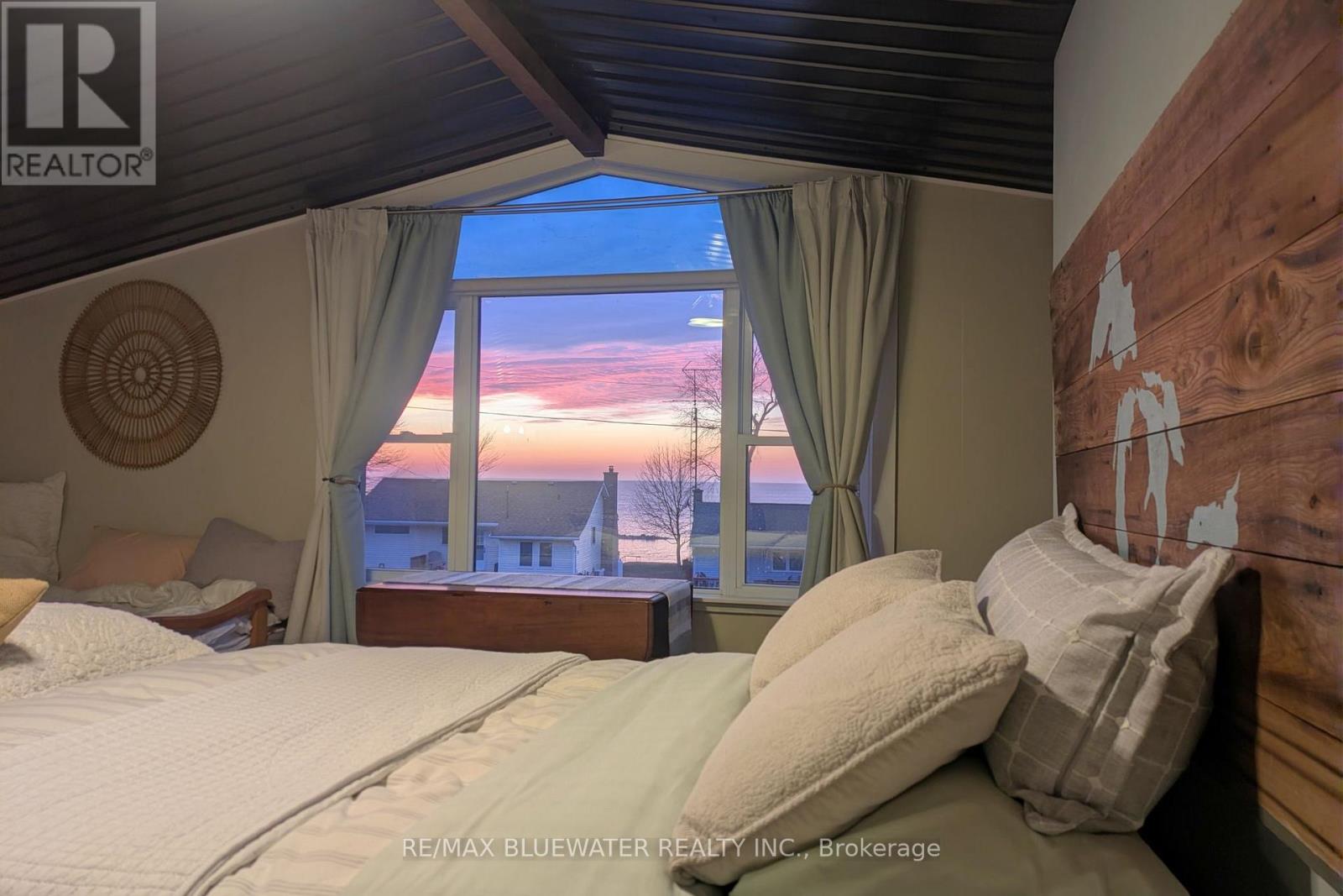 5333 Broadview Avenue, Lambton Shores, Ontario  N0N 1J7 - Photo 34 - X12941568