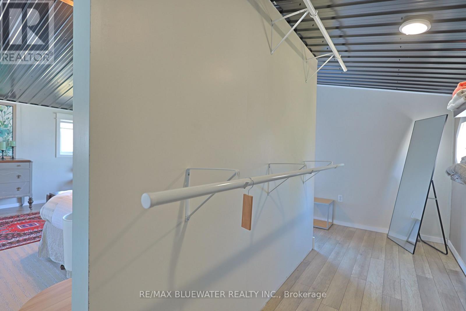 5333 Broadview Avenue, Lambton Shores, Ontario  N0N 1J7 - Photo 36 - X12941568