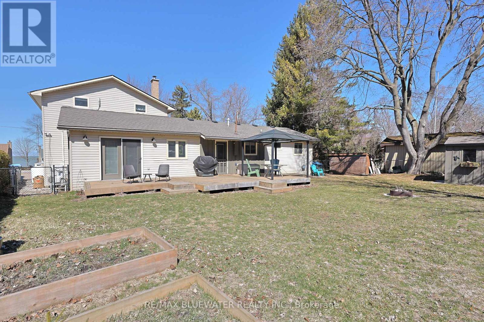 5333 Broadview Avenue, Lambton Shores, Ontario  N0N 1J7 - Photo 38 - X12941568